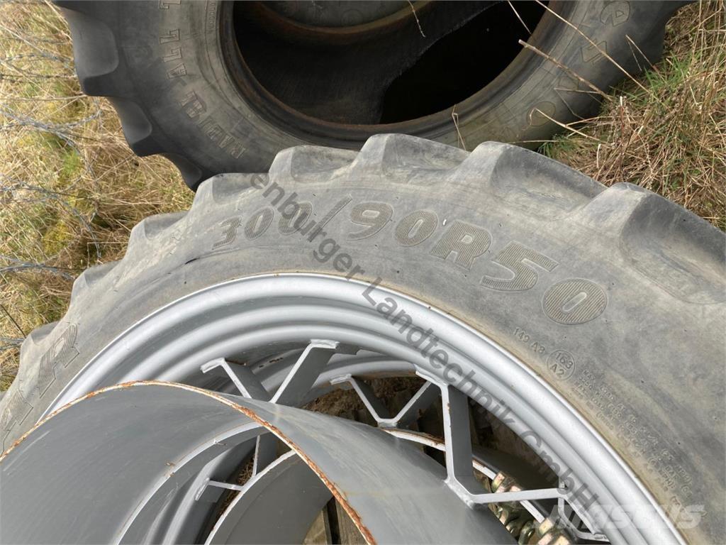 Goodyear 300/90R50 Další