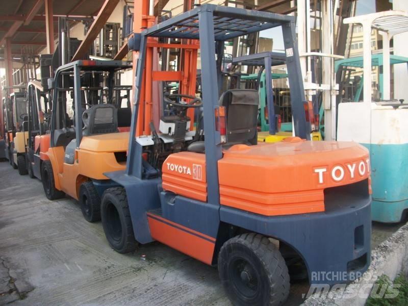 Toyota 5 FD 30 Dieselové vozíky