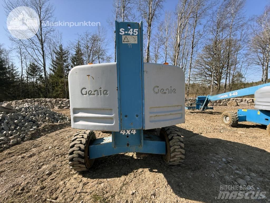 Genie S 45 Teleskopické plošiny