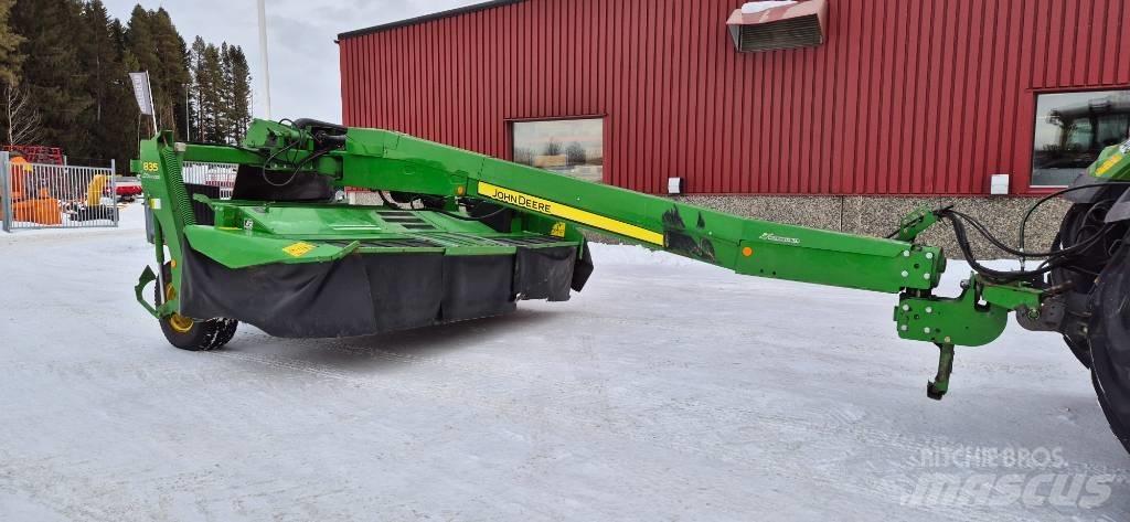 John Deere 835 Kondicionér žacího stroje