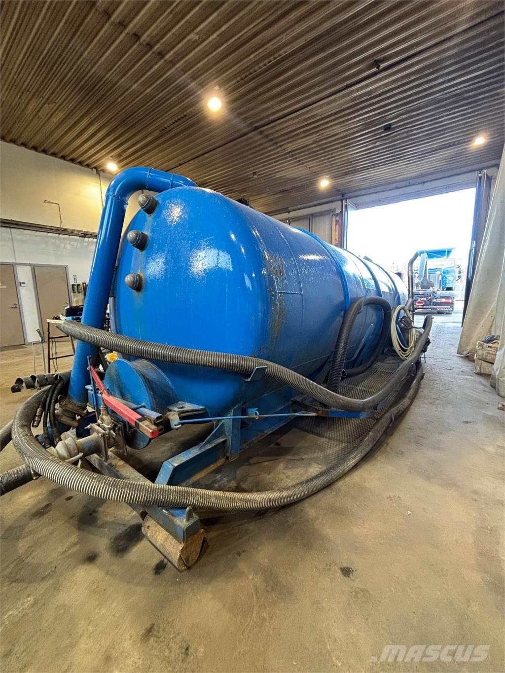  Omateko säiliö Cisterny