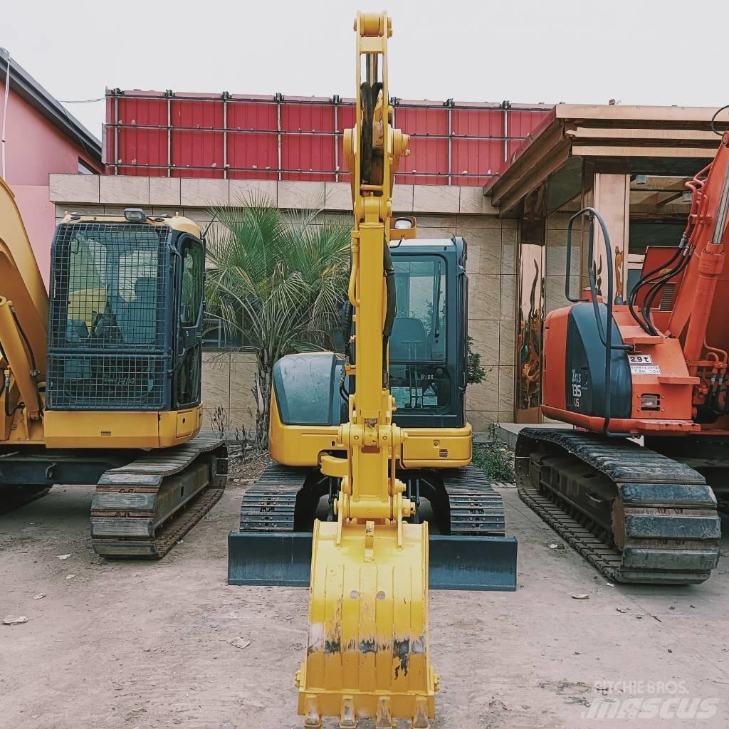 Komatsu PC 40 Pásová rýpadla