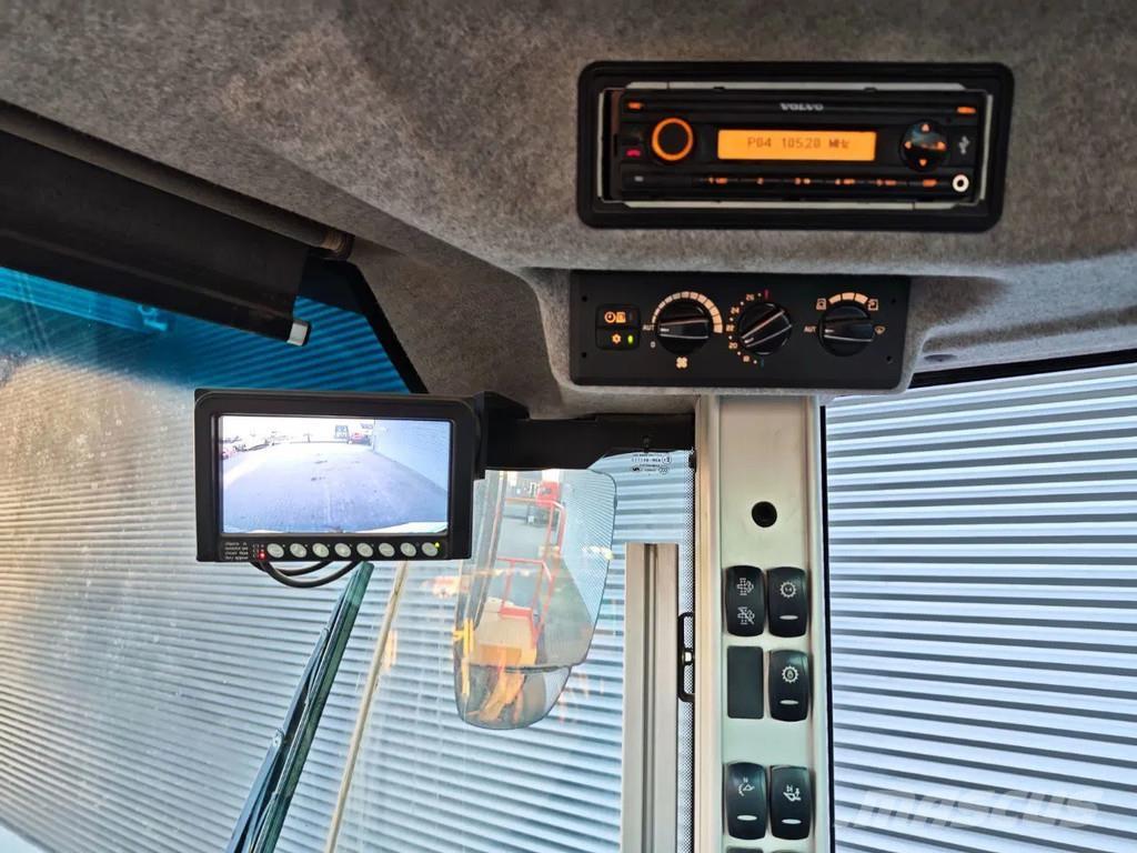 Volvo L180H Kolové nakladače