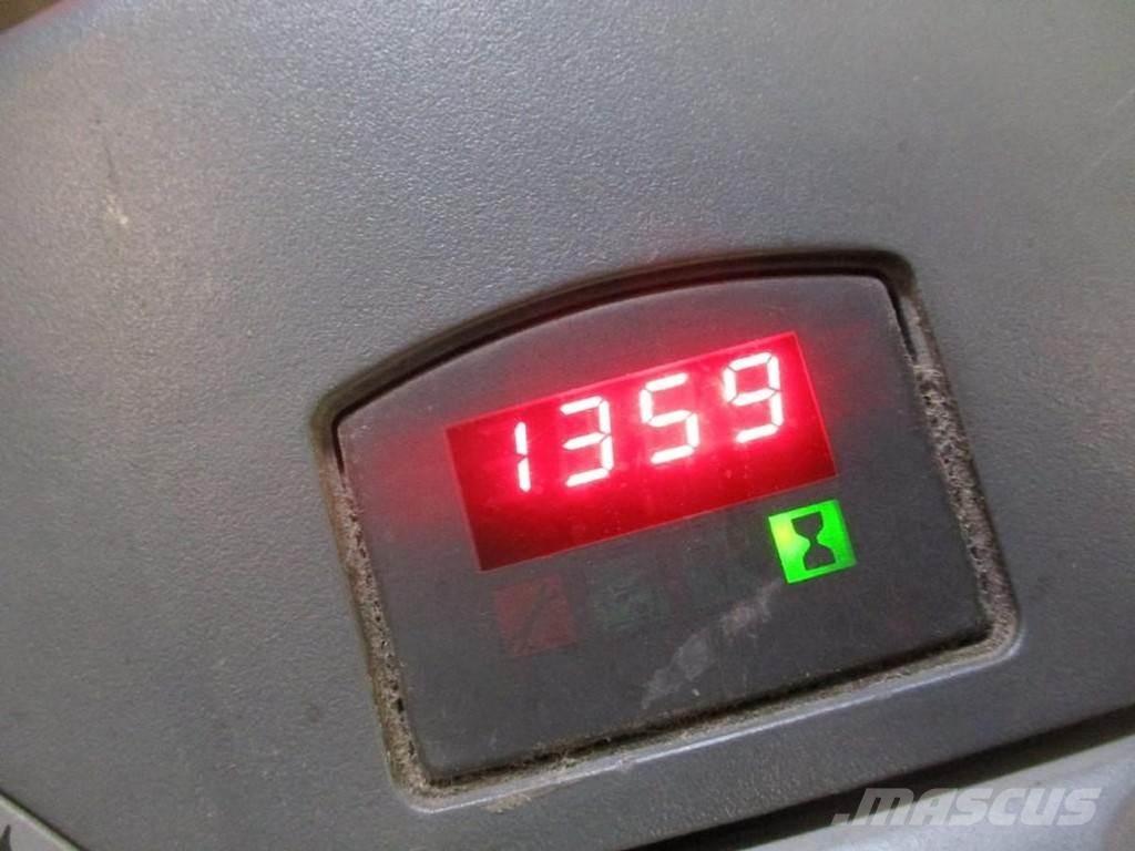 BT LWE 180 Nízkozdvižný vozík