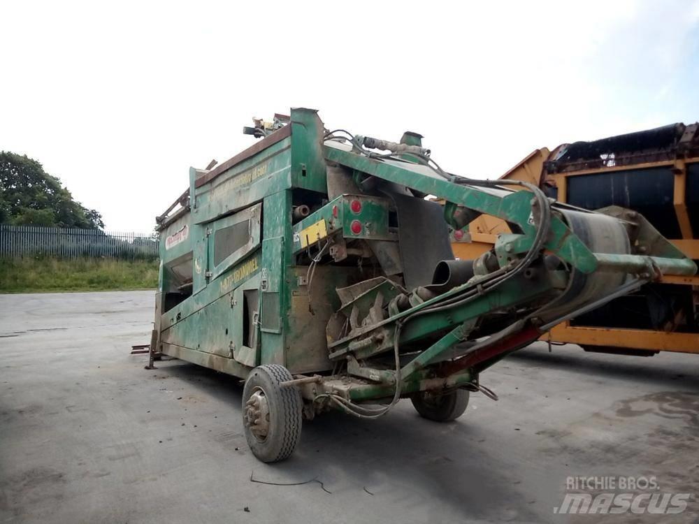 McCloskey 407R Mobilní třídiče