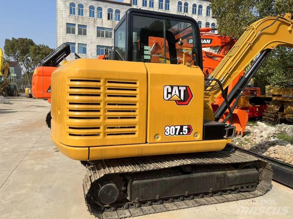 CAT 307.5 Midi rýpadla 7t - 12t