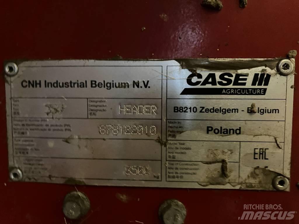 Case IH Axial 8240 Sklízecí mlátičky