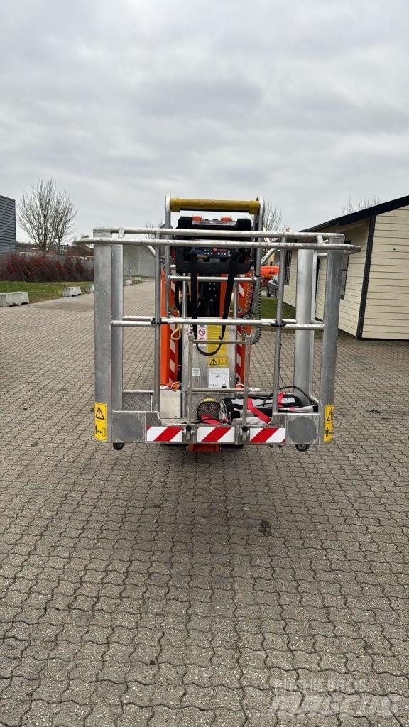 JLG X 20 J Plus Kloubové plošiny