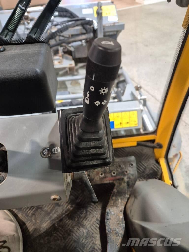 Stiga TITAN 32 H Užitkové stroje