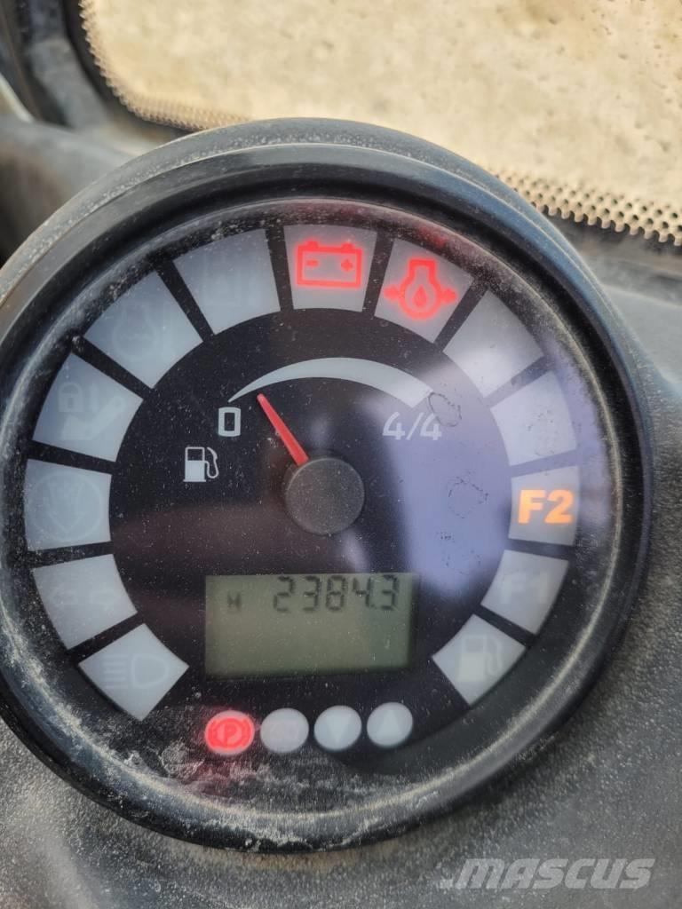 Liebherr L 506 Kolové nakladače