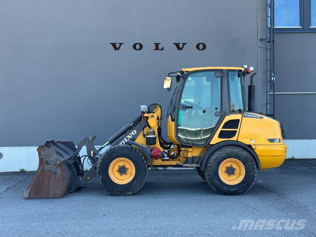 Volvo L 25 F Kolové nakladače