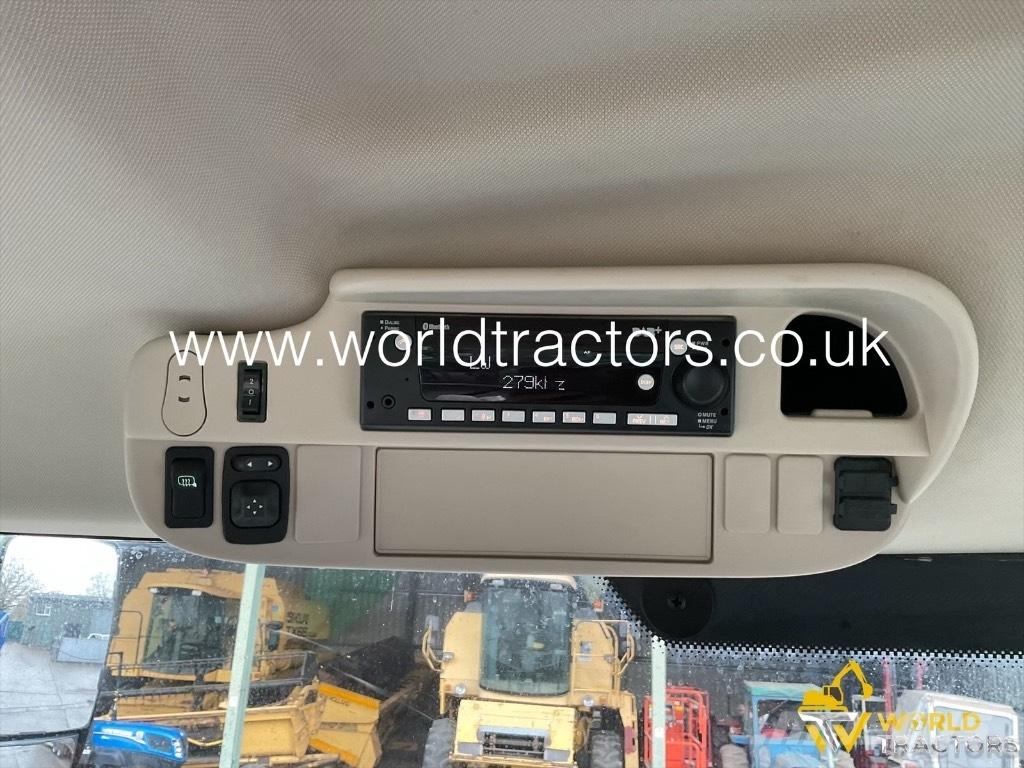 John Deere 6R 215 Traktory