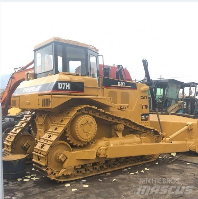 CAT D7H Pásové dozery