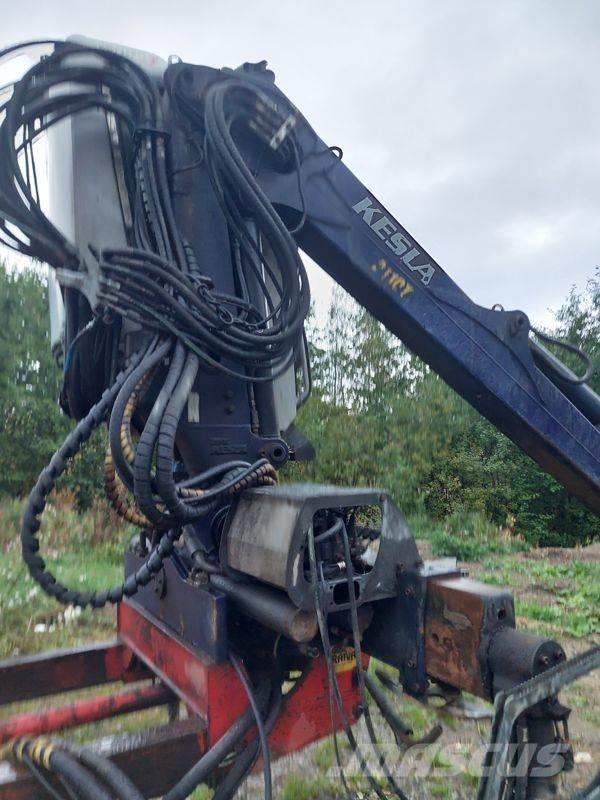 Kesla 2110 T Lesnické jeřáby