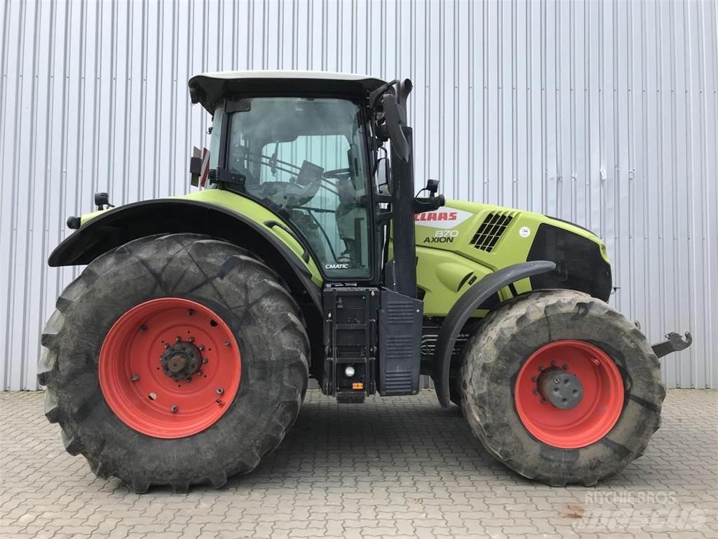 CLAAS Axion 870 Traktory