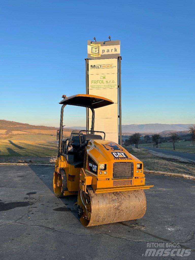 CAT CB 24 Tahačové válce