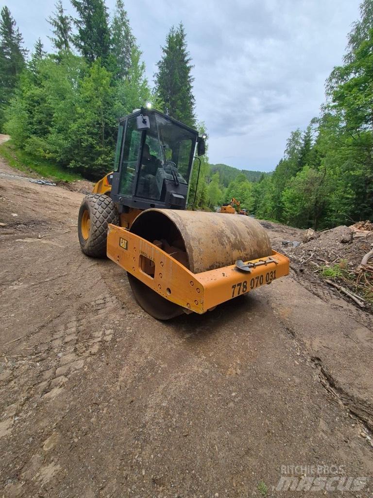 CAT CS 56 Tahačové válce