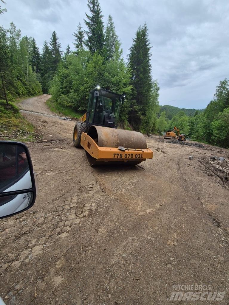 CAT CS 56 Tahačové válce