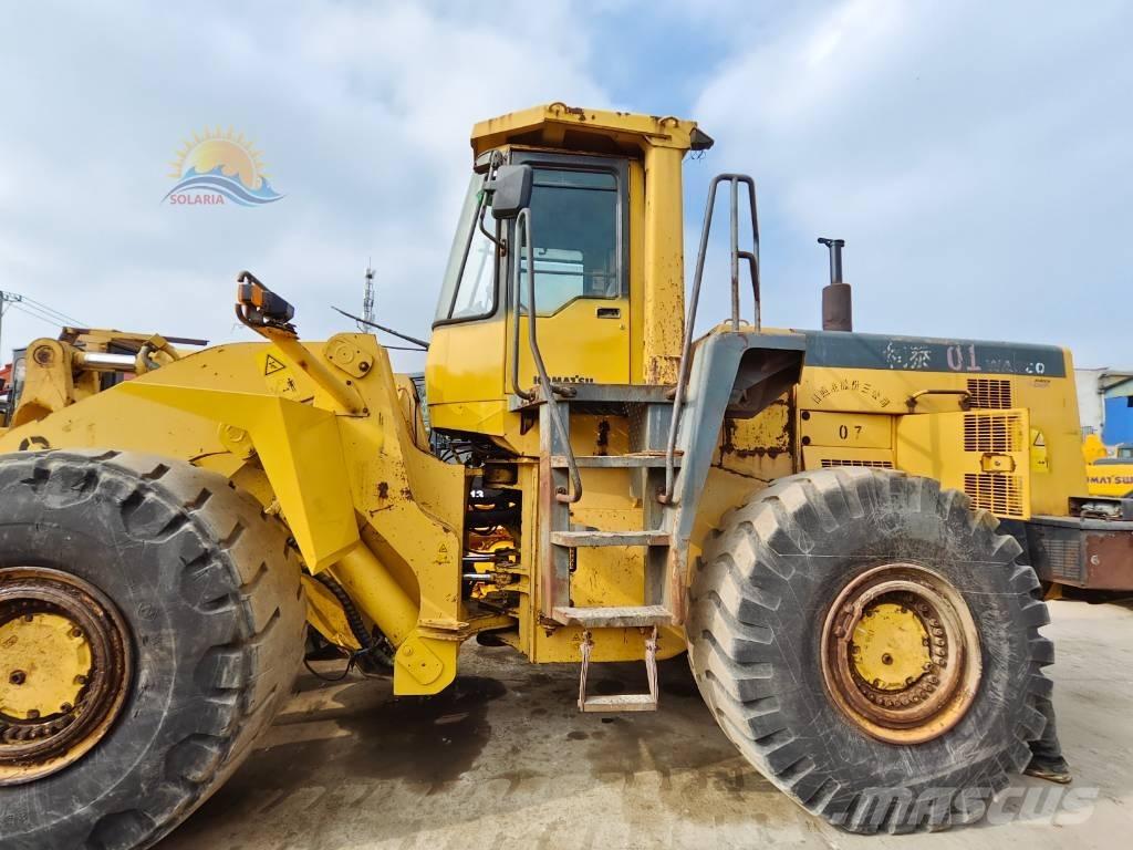 Komatsu WA 500-3 Kolové nakladače