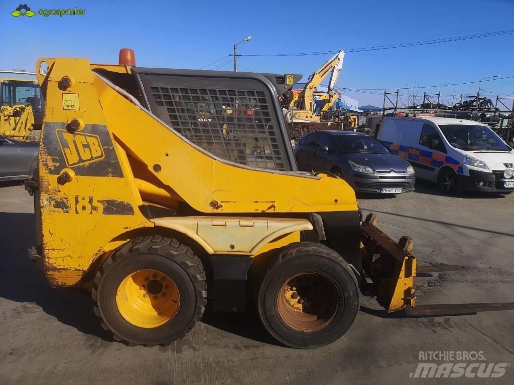 JCB 185 Smykem řízené nakladače