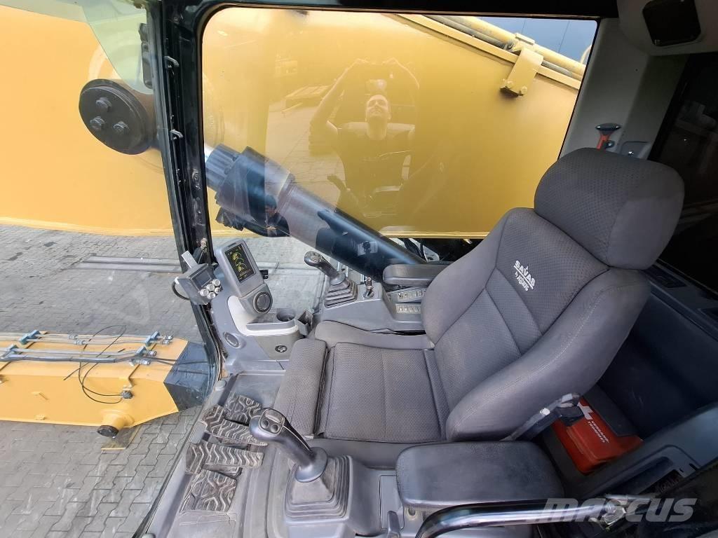 CAT 374 D L Stroje pro manipulaci s odpadem