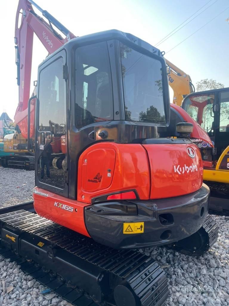 Kubota 165 Pásová rýpadla