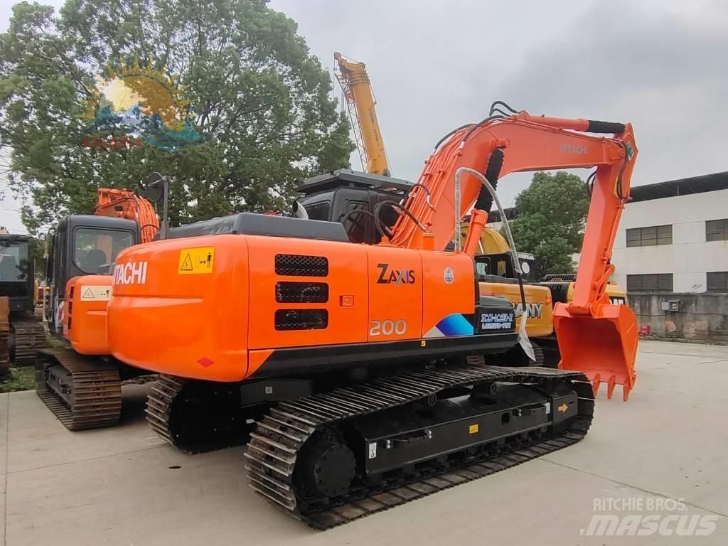 Hitachi ZX 200 Pásová rýpadla
