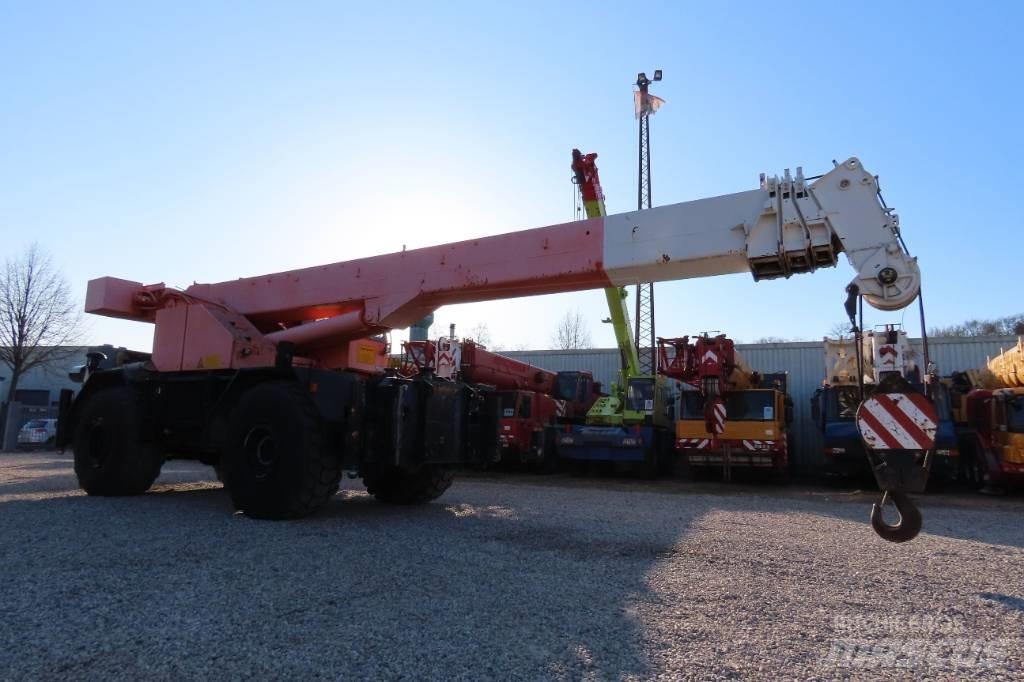 Liebherr LTL 1060 Jeřáby pro těžký terén
