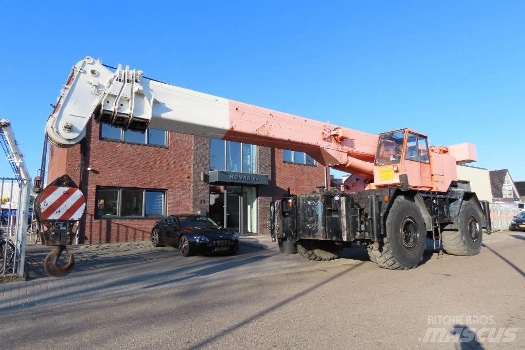 Liebherr LTL 1060 Jeřáby pro těžký terén