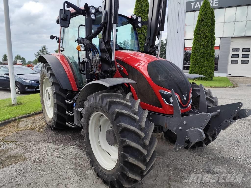 Valtra A 135 Traktory