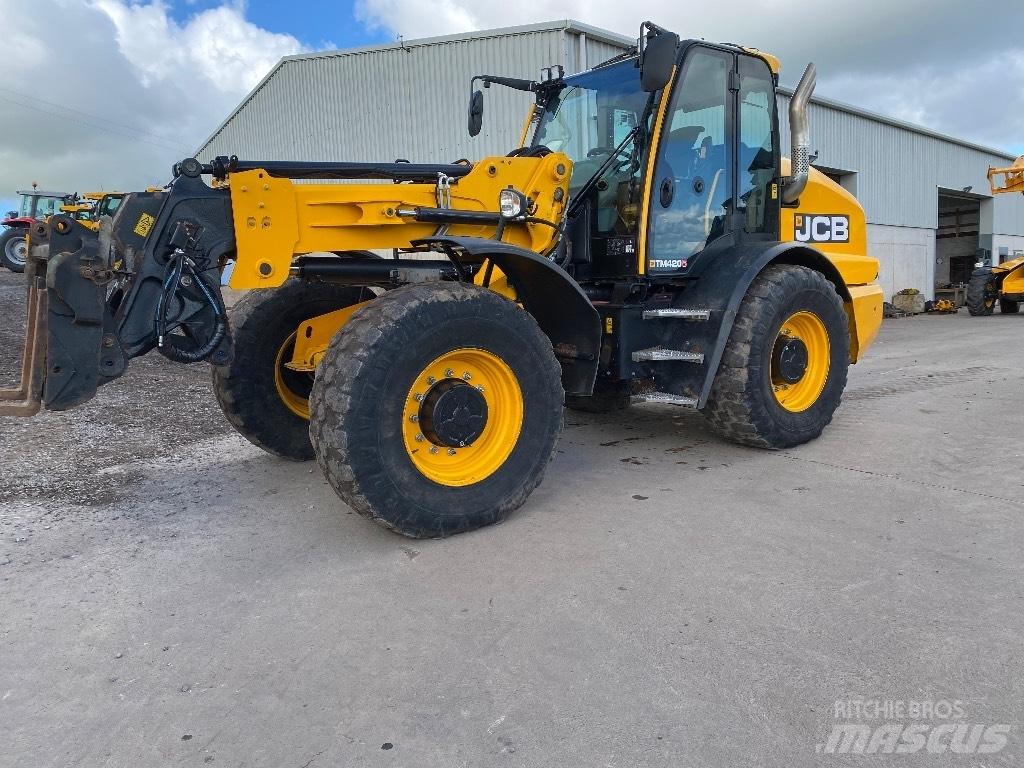 JCB Tm420s Teleskopické nakladače pro zemědělství