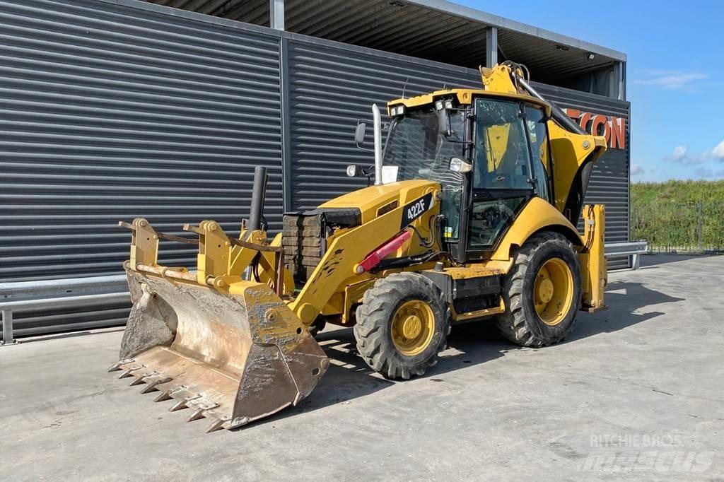 CAT 422 F TURBO Rýpadlo-nakladače