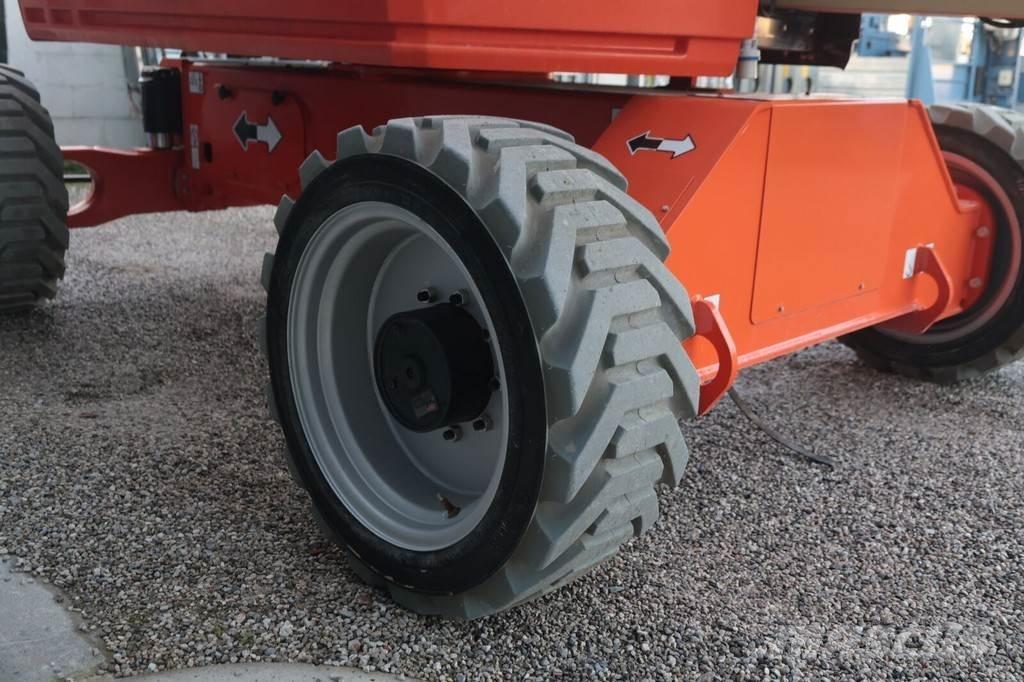 JLG EC520AJ Kloubové plošiny