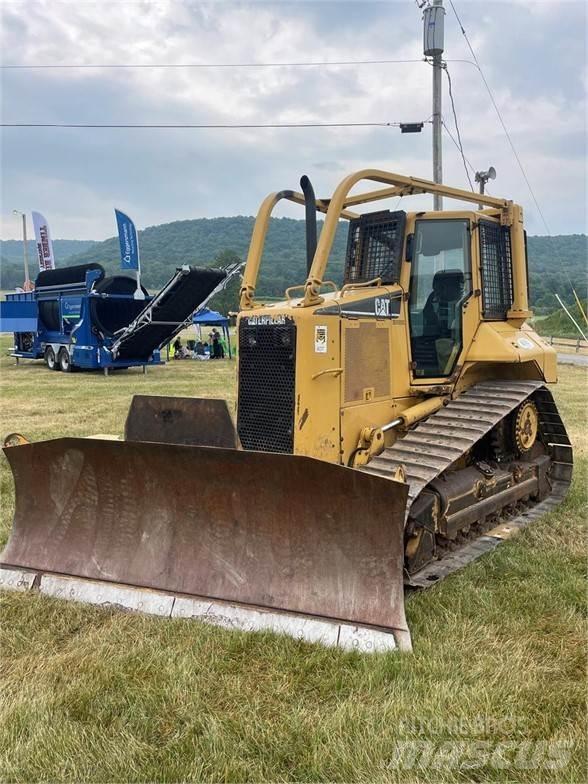 CAT D5N Pásové dozery