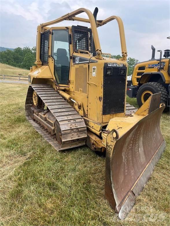 CAT D5N Pásové dozery