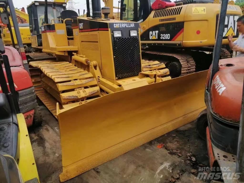 CAT D 4 C Pásové dozery