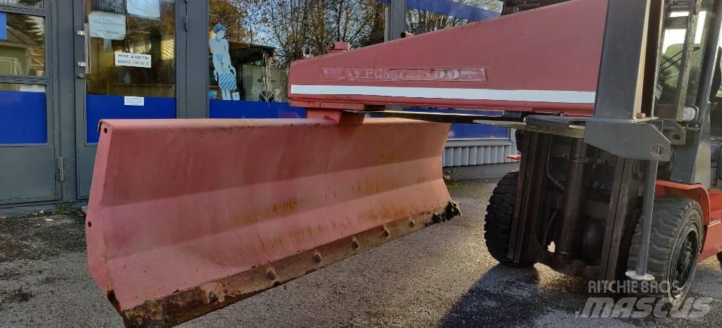 Pomo 2500 Tažené radlice