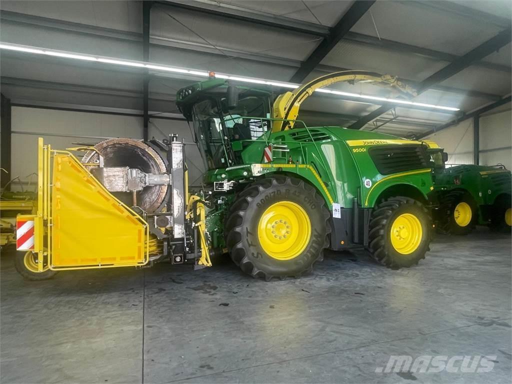 John Deere 8200i Samojízdné sekačky