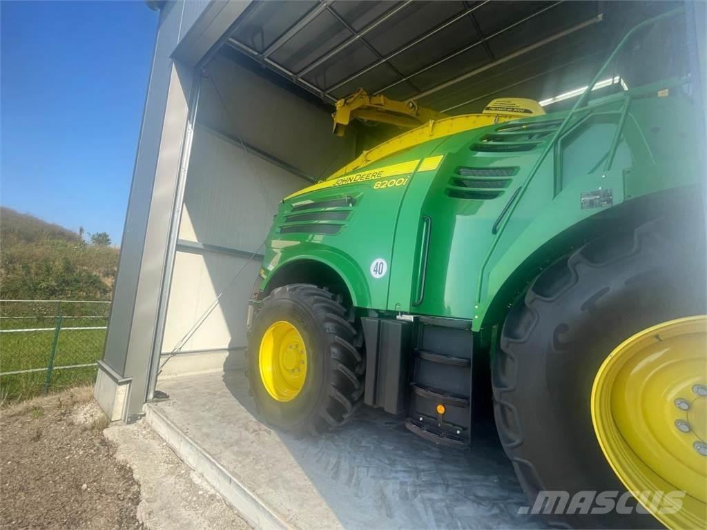 John Deere 8200i Samojízdné sekačky