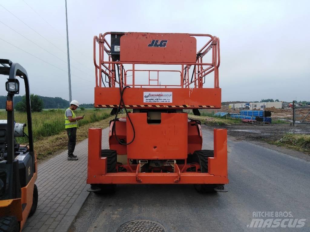 JLG 4393 RT Nůžková zvedací plošina