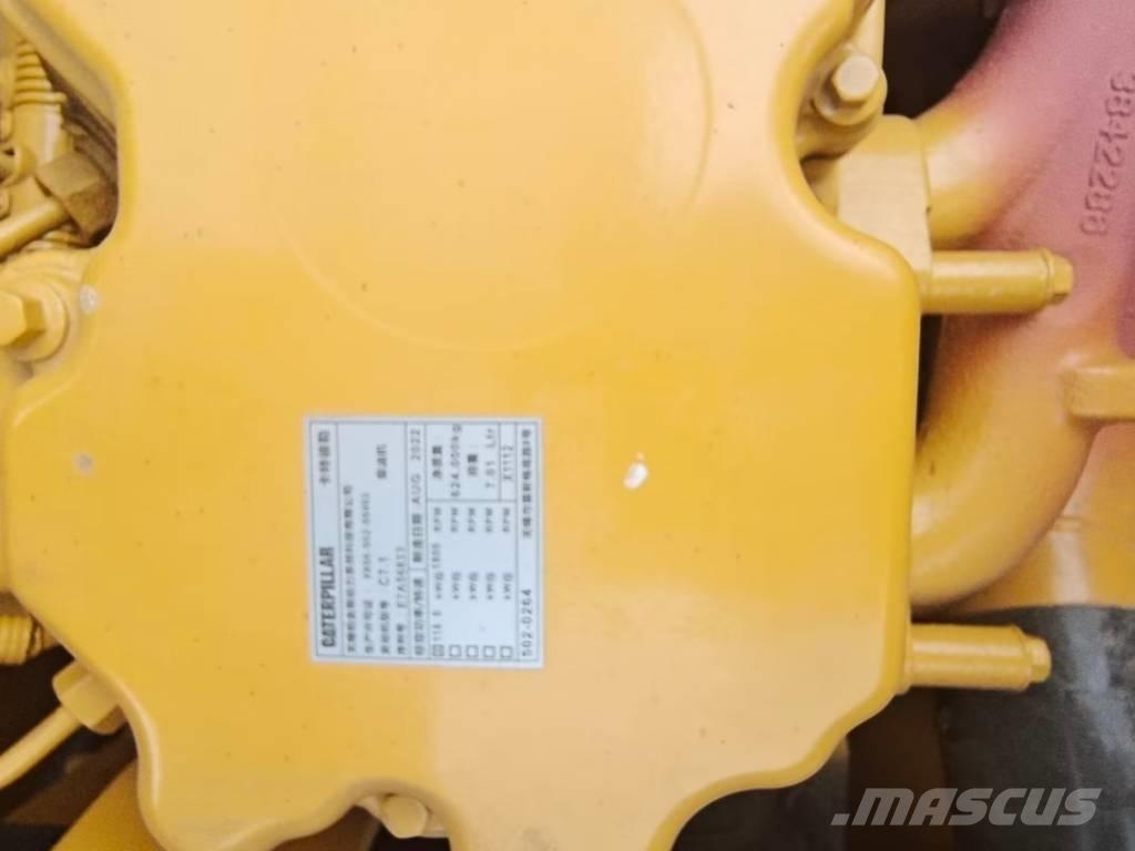 CAT 323 GC Pásová rýpadla