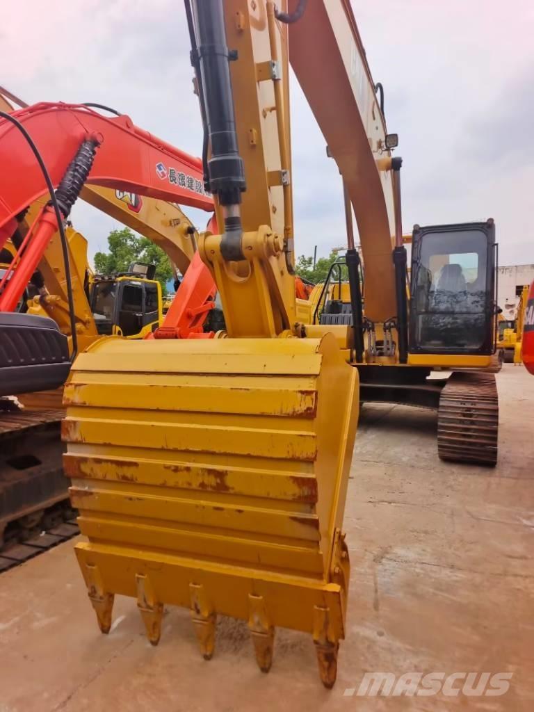 CAT 323 GC Pásová rýpadla