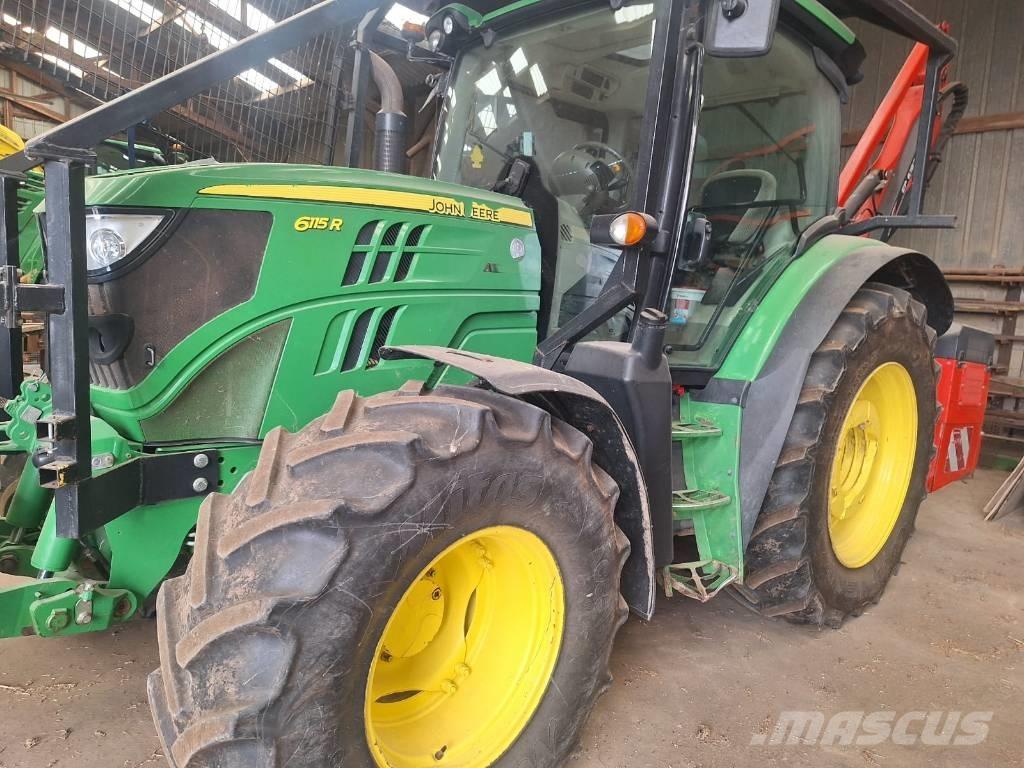 John Deere 6115 R Traktory