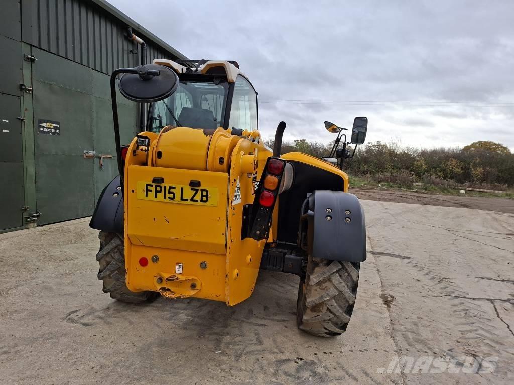 JCB 535-125 Teleskopické manipulátory