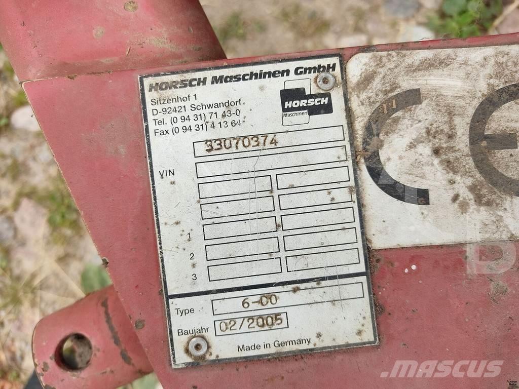 Horsch 6-CO Kombinované secí stroje