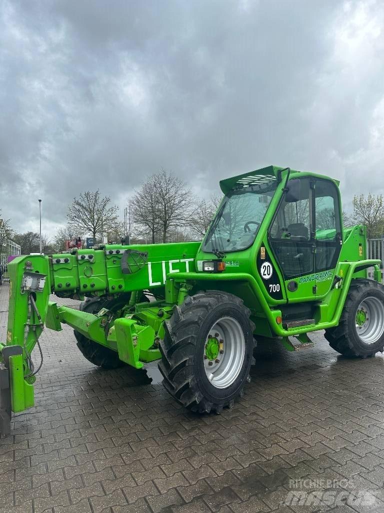 Merlo P40.17 Plus Teleskopické manipulátory