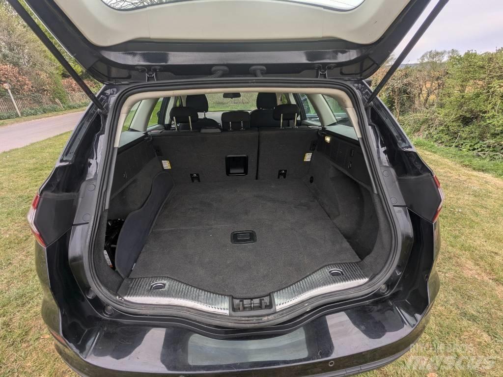 Ford Mondeo Osobní vozy