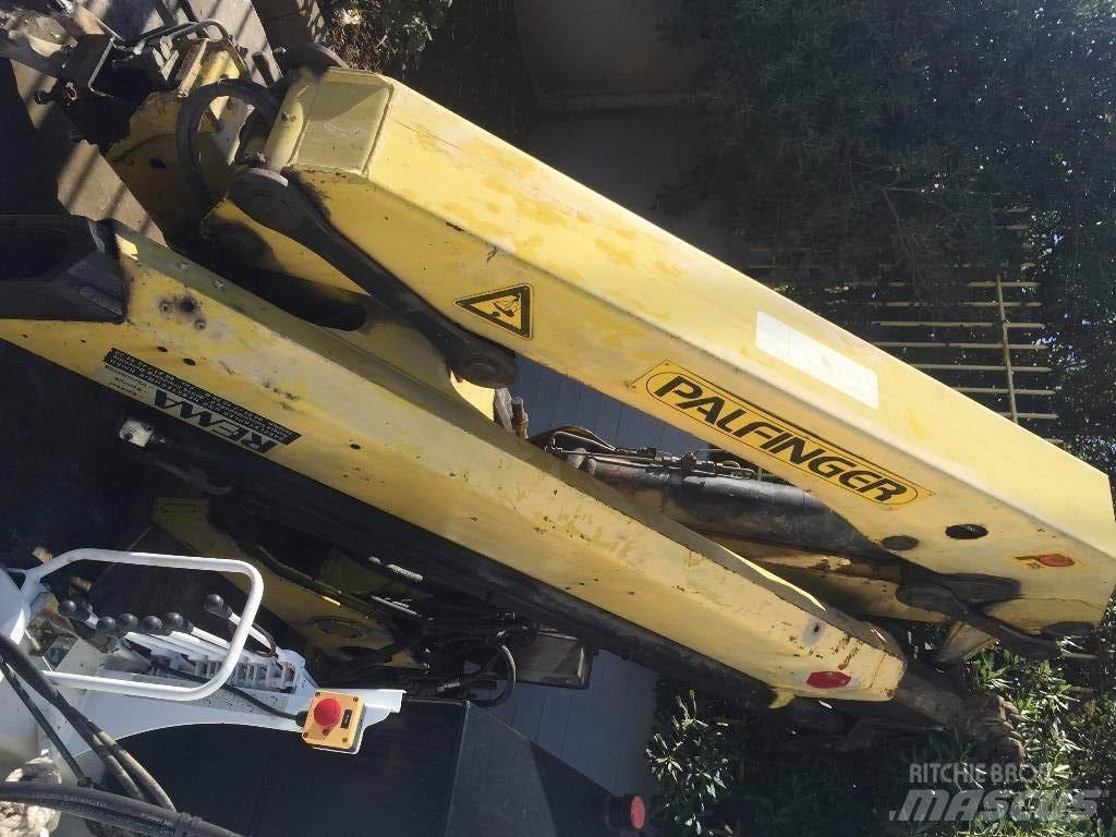 Palfinger PK12500C Nakládací jeřáby