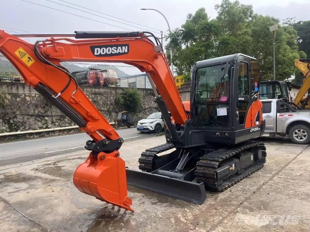 Doosan DX55-9C Mini rýpadla < 7t
