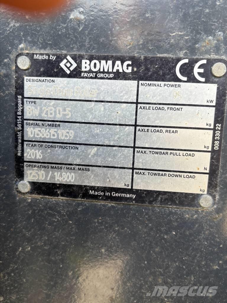 Bomag BW213D-5 Tahačové válce